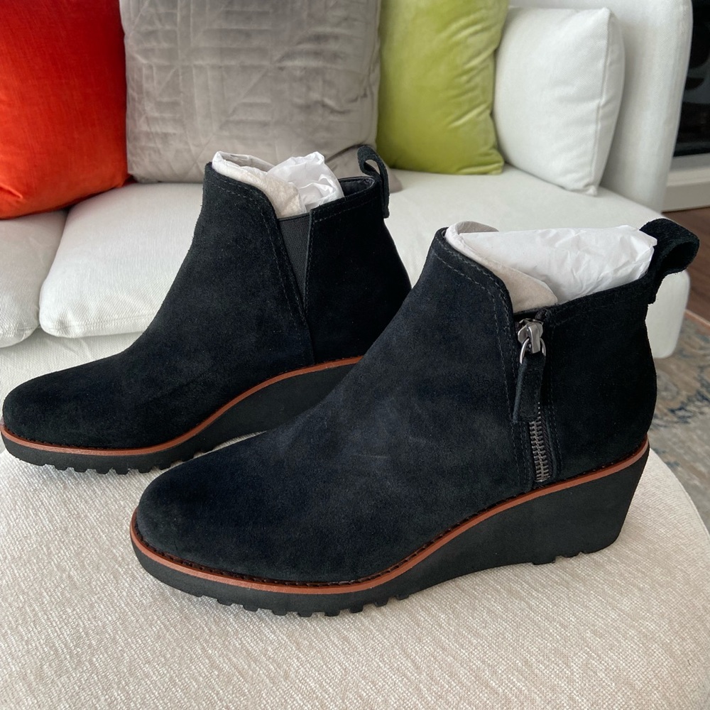 Sanctuary black suede booties size 8.5 NWB